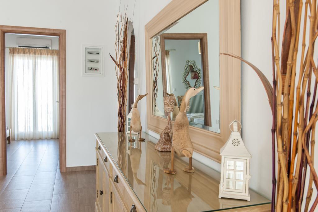 Panos Apartment Naousa Bagian luar foto