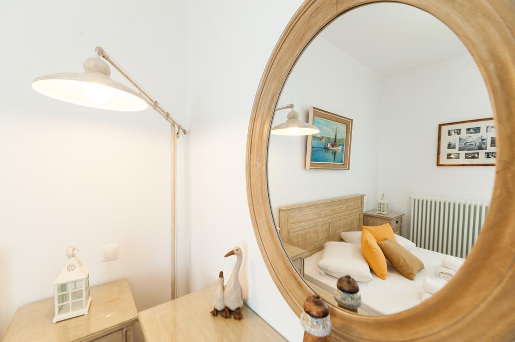 Panos Apartment Naousa Bagian luar foto