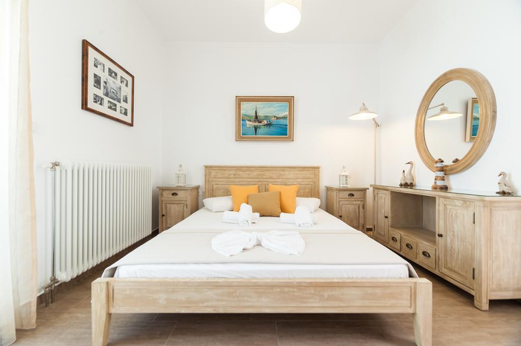 Panos Apartment Naousa Bagian luar foto