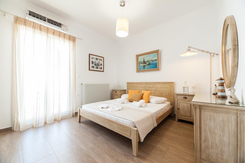 Panos Apartment Naousa Bagian luar foto
